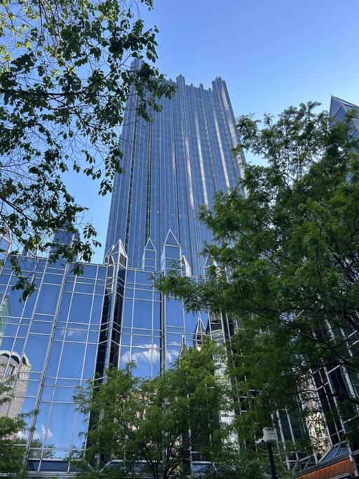 Sweeping Stadium Views Wonderfully Located 24-7 Parking Gym Lounge ピッツバーグ エクステリア 写真
