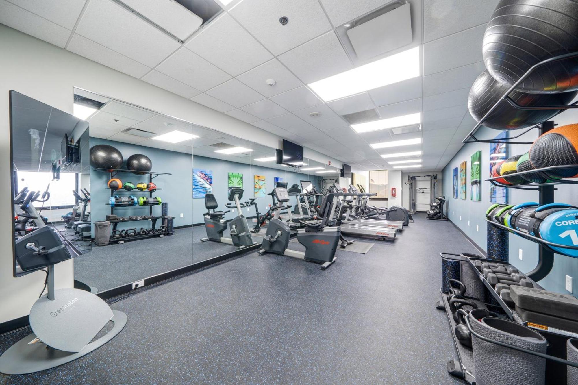 Sweeping Stadium Views Wonderfully Located 24-7 Parking Gym Lounge ピッツバーグ エクステリア 写真